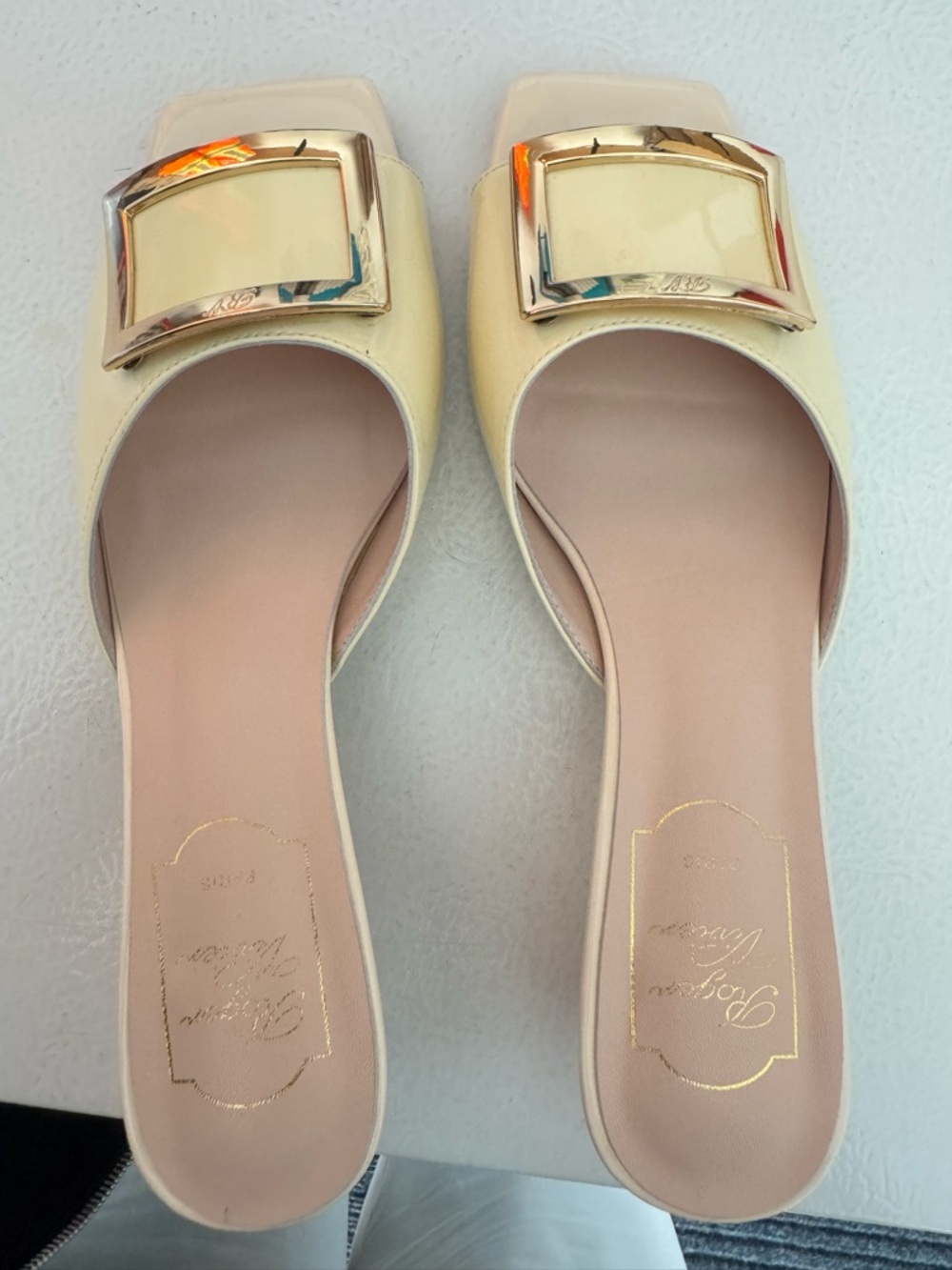Roger Vivier Cream sandals with Gold Buckle